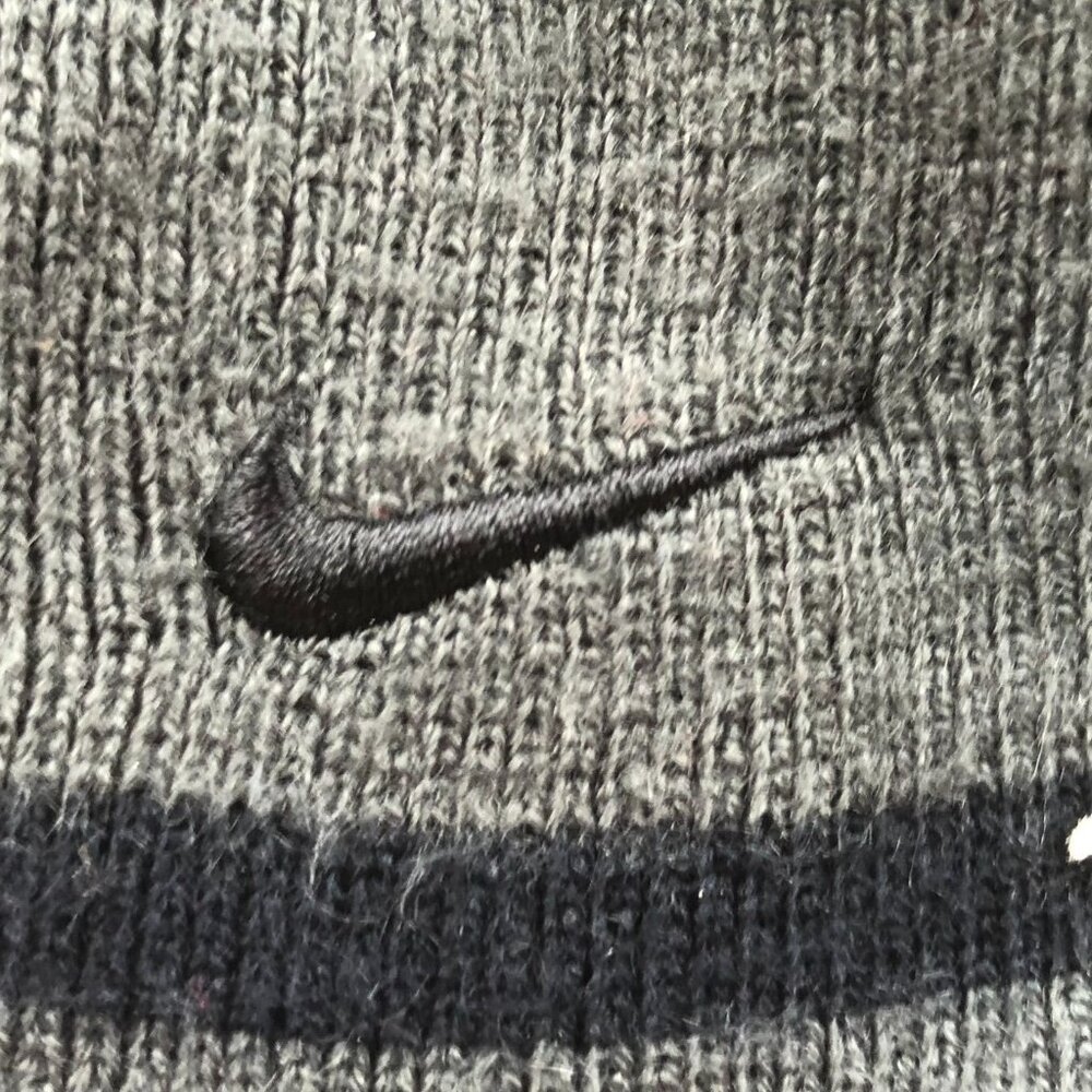 Nike Youth Beanie Hat Boys One Size Embroidered Logo Casual Cozy Gray Knit - Picture 2 of 5